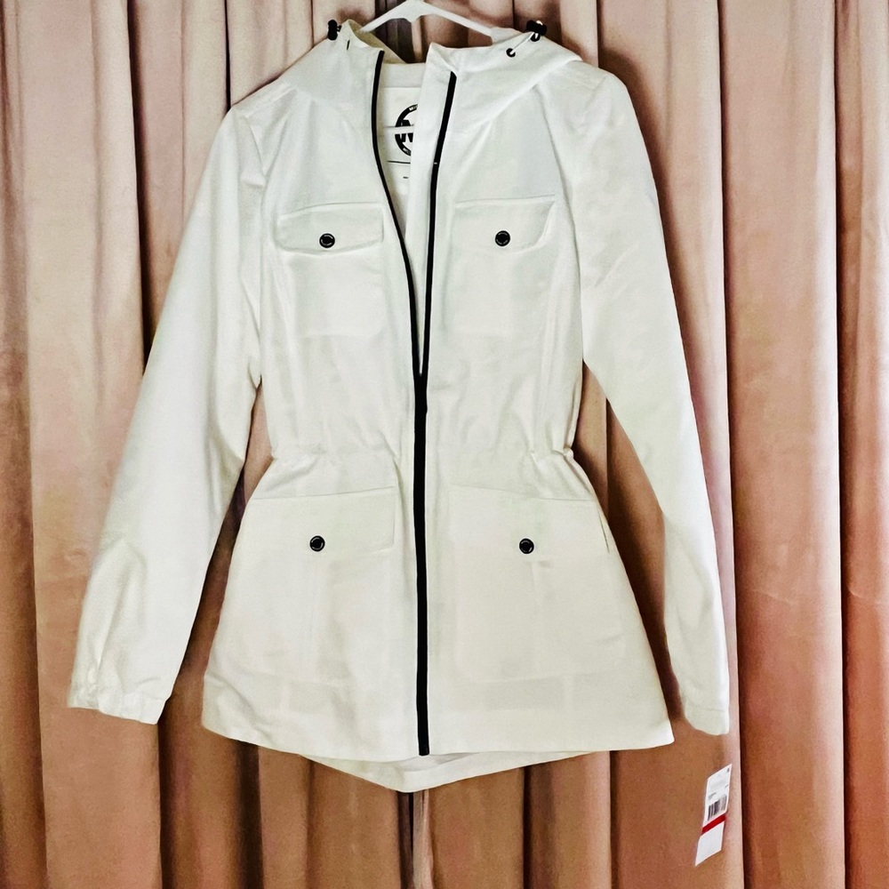Michael Kors •SPRING is finally here and YOU NEED THIS! NWT lightweight jacket.